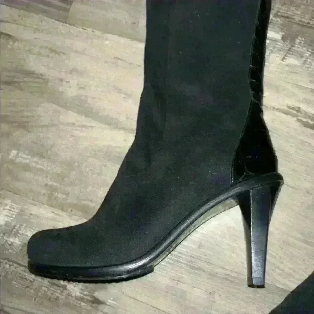 Donald J. Pliner Black Suede Heeled Boot with Faux Croc Embossing Size 6 1/2 M